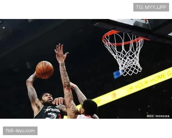 英格拉姆突破制造多次得分机会 提升球队关键时刻效率